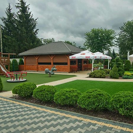 Hotel Hesperus Międzyrzec Podlaski 外观 照片