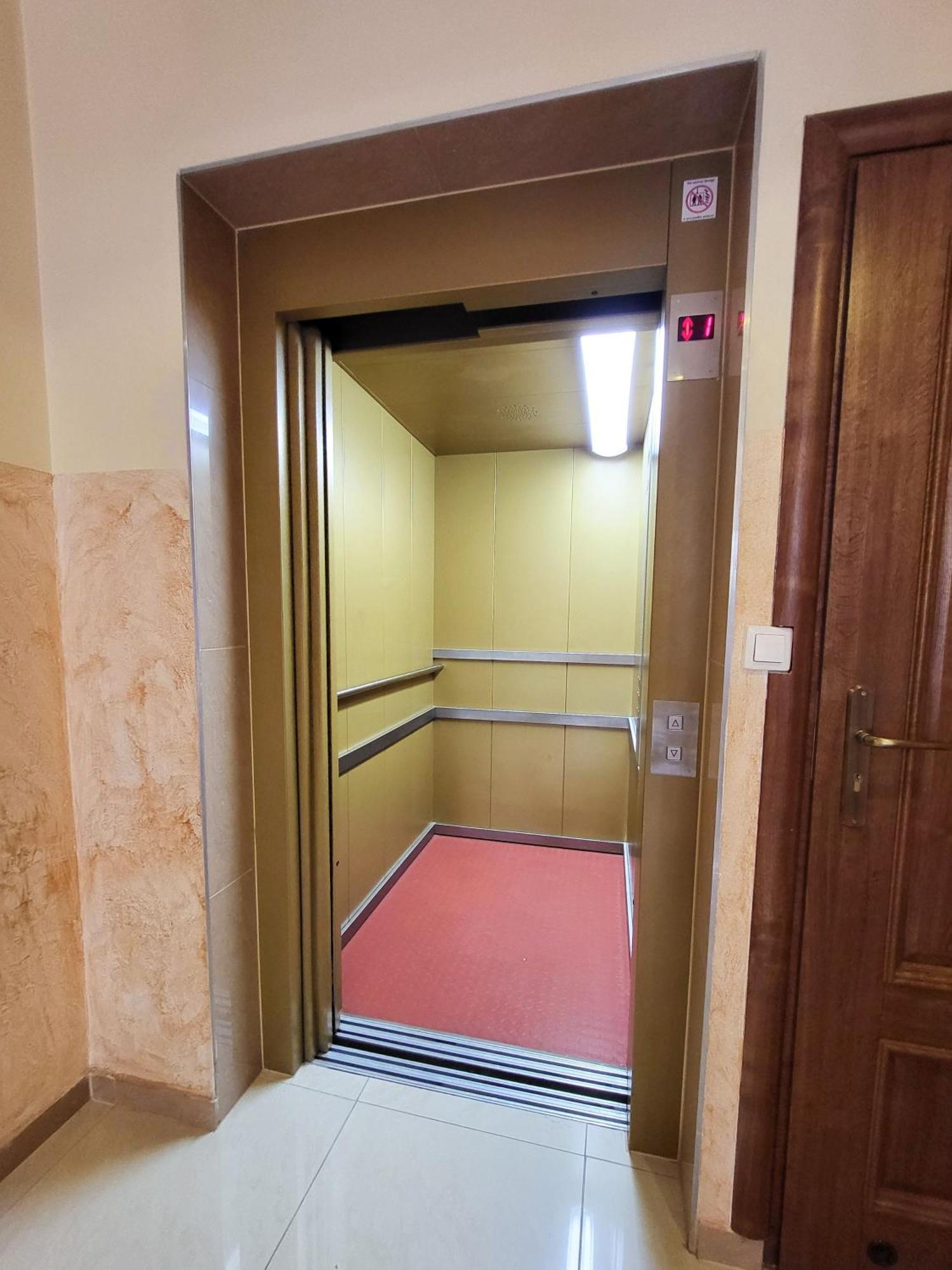 Hotel Hesperus Międzyrzec Podlaski 外观 照片