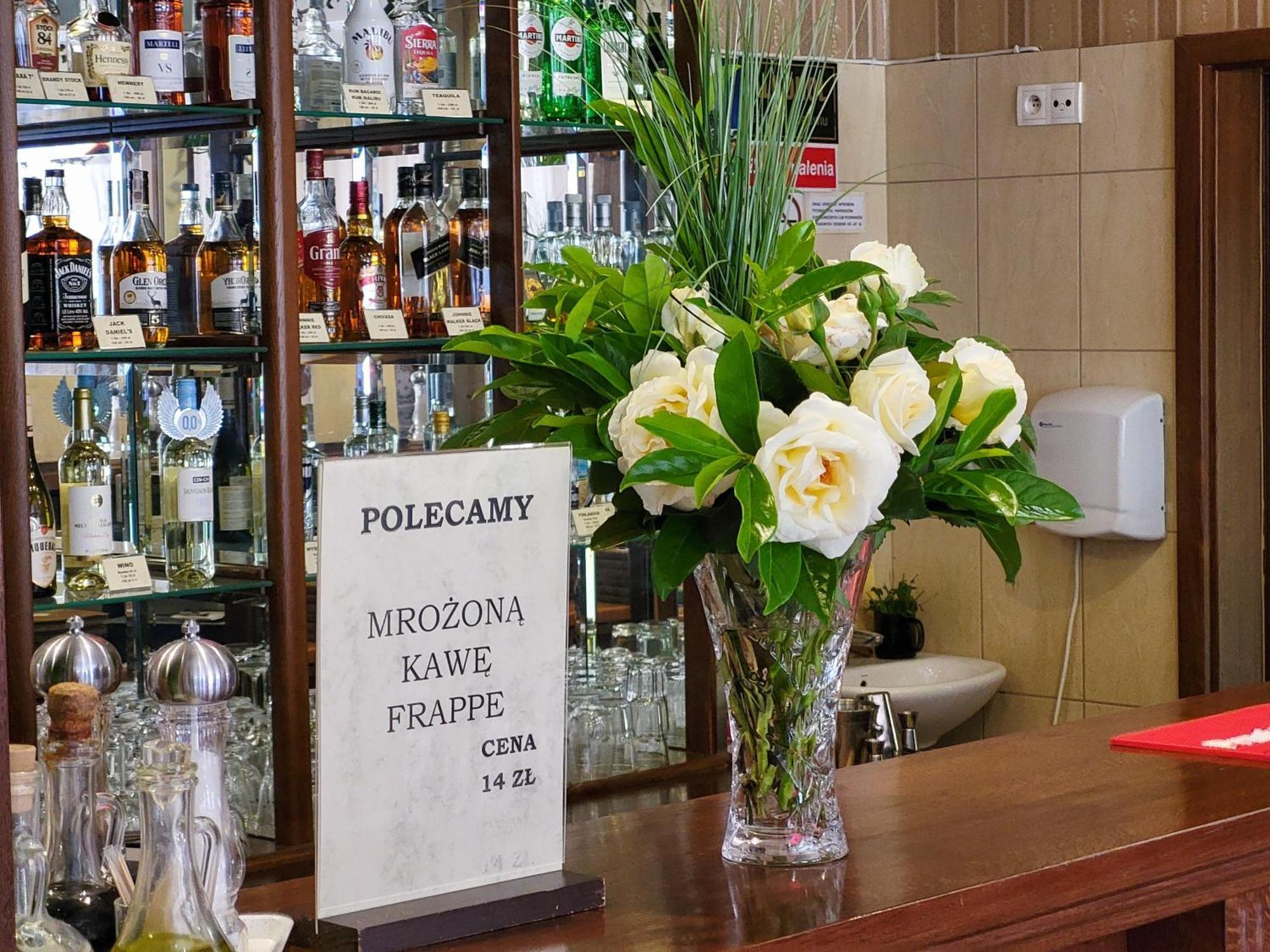 Hotel Hesperus Międzyrzec Podlaski 外观 照片